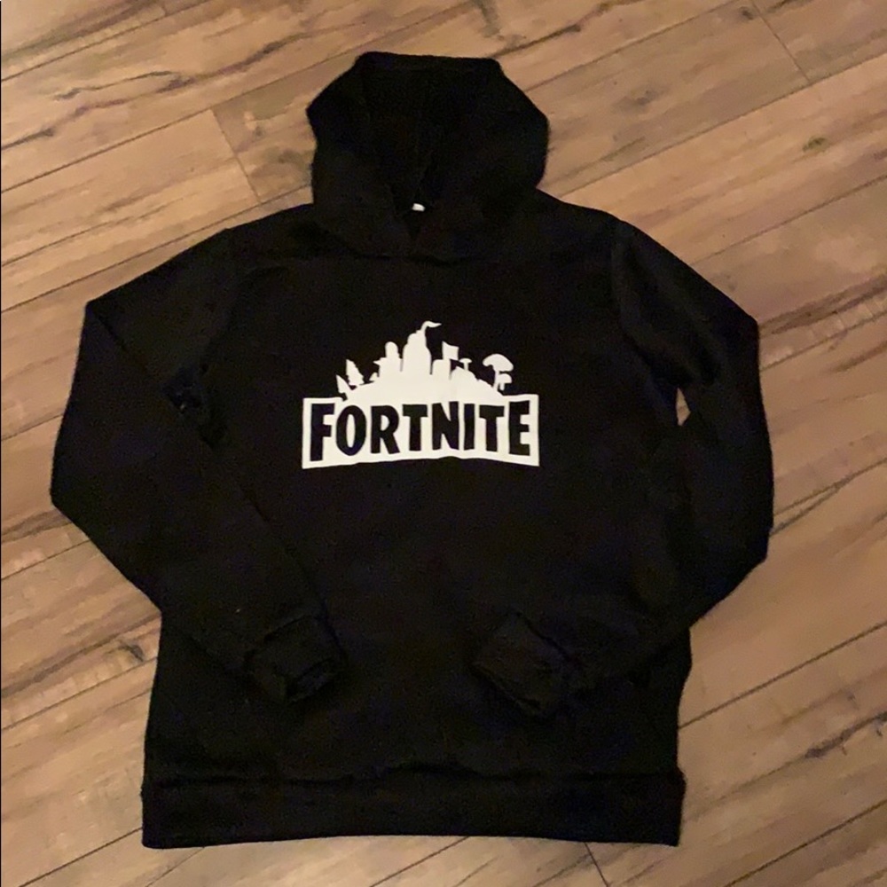 Boys size medium Fortnite sweatshirt